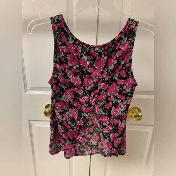 Pacsun (Kirra) Floral Open-back Tank Top - Picture 2 of 3